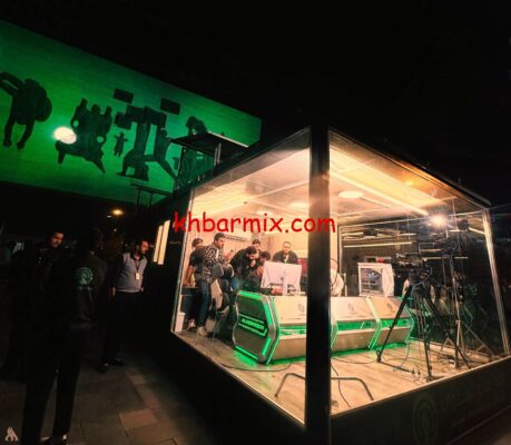 البث المباشر الغرفة الزجاجية