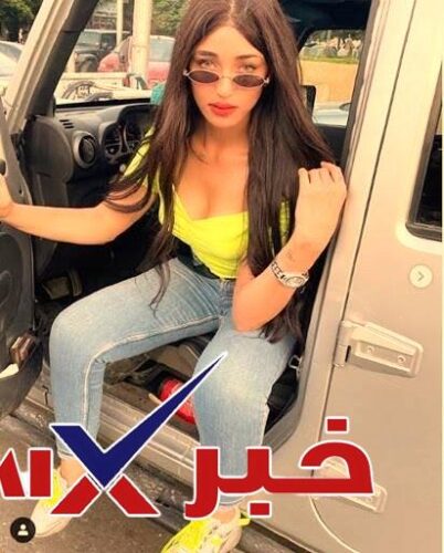 البلوجر منار سامي وزوجها