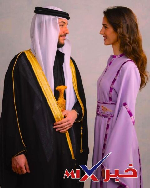 الذكرى الثالثة لزفاف الأمير الحسين والأميرة رجوة بصورة جديدة