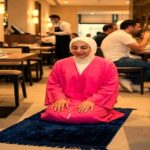ترند فتاة المطعم