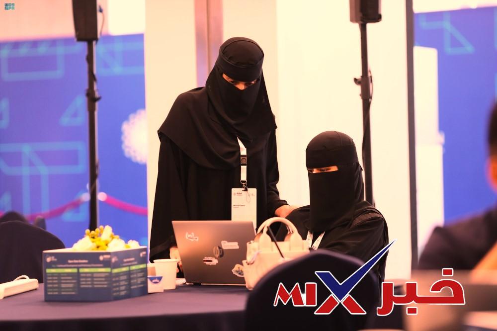 سلم-رواتب-برنامج-الكفاءات-والمتعاقدين مستجدات برنامج الكفاءات والمتعاقدين 2026: دليلك الكامل للإجازات الرسمية للقطاع الحكومي والخاص والمؤسسات المالية